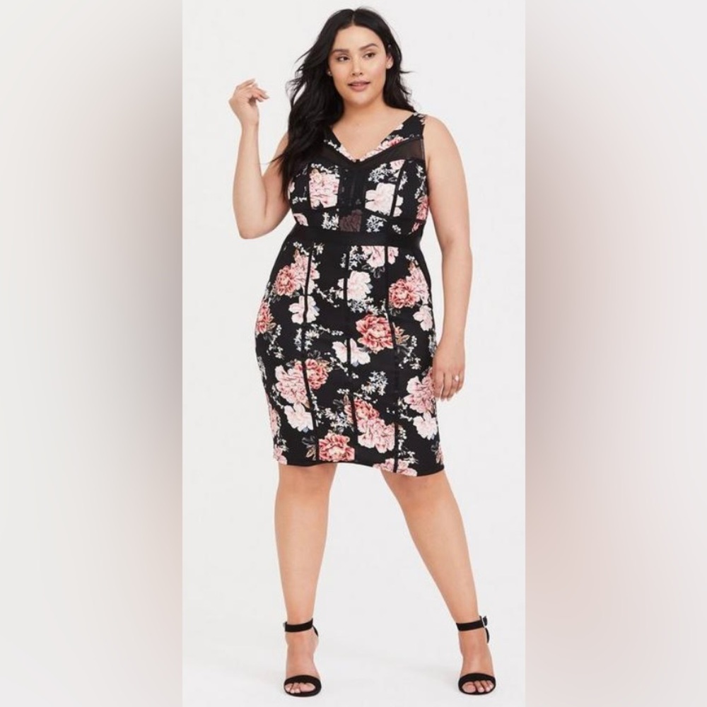Torrid Mini Scuba Bodycon Dress Size 0 (12)